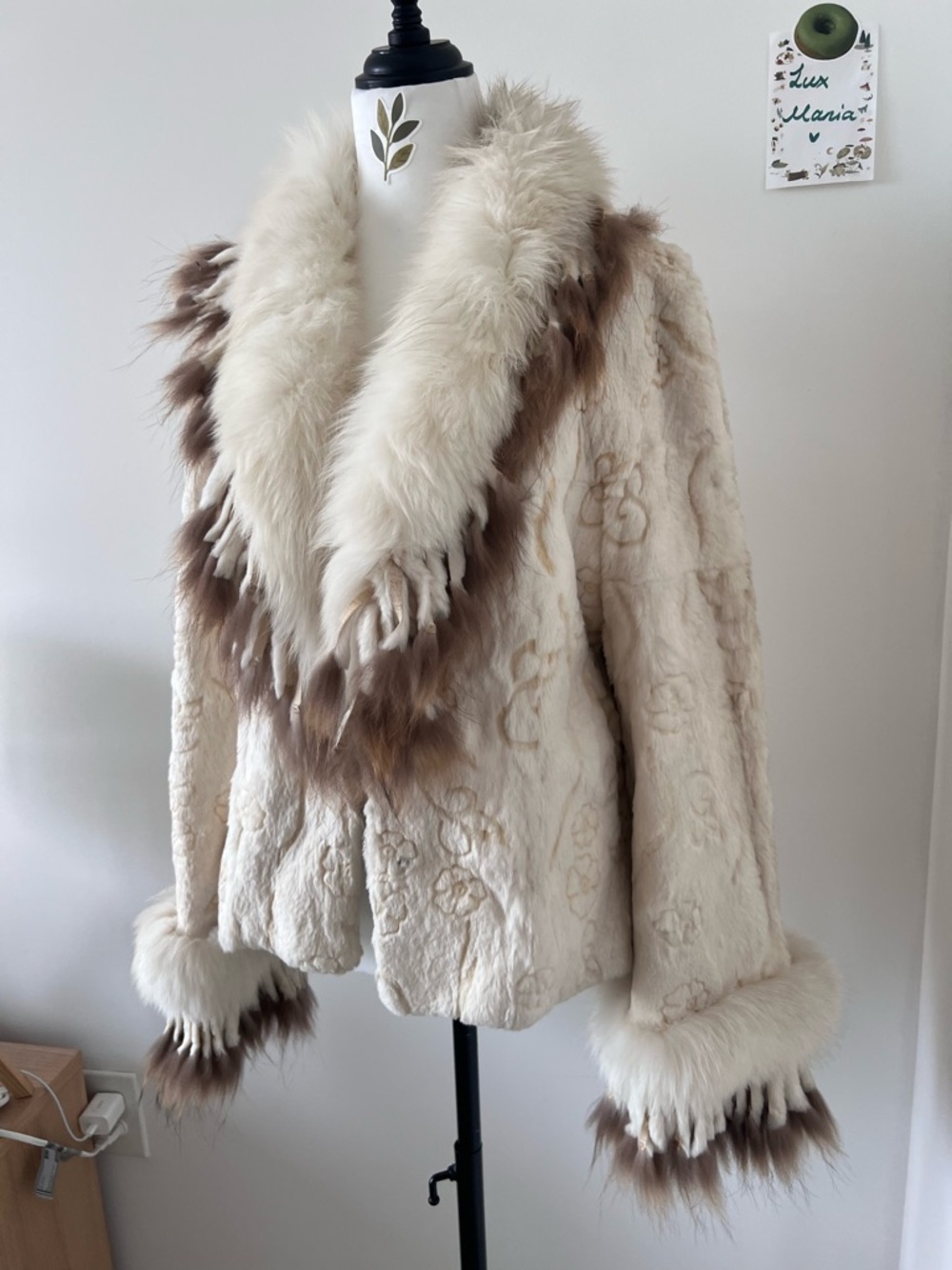 Vintage Cream White Real Rabbit Fur Jacket w Fox Fur Collar & Cuffs M Floral Y2K - Picture 3 of 11